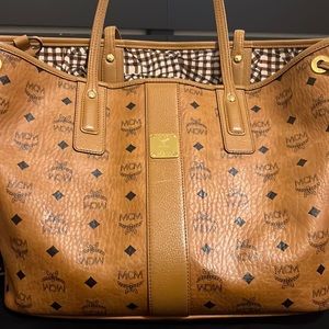 Reversible Liz Shopper in Visetos